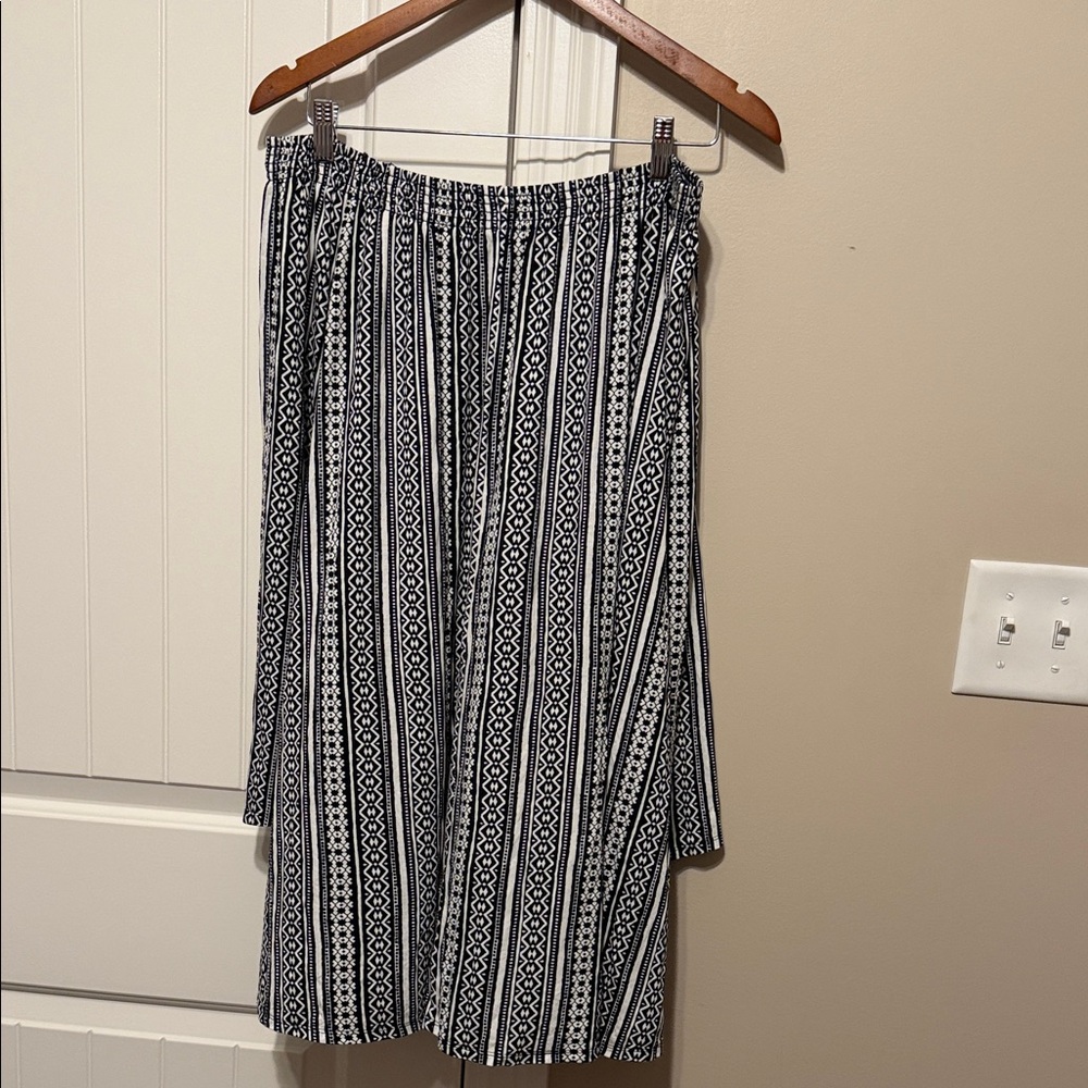 Black & White Striped swing dress off the shoulder